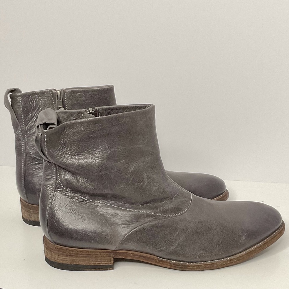 NWOT Blackstone Footwear 9 IM27 Fumo Leather ankle Boots Zipper Gray Stitched